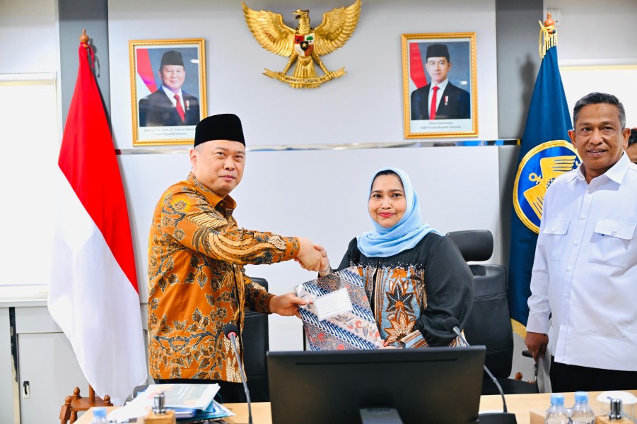Bupati Kasmarni Usulkan Pembangunan Dermaga dan Pengalihan Status Jalan ke Menteri Perhubungan Republik Indonesia