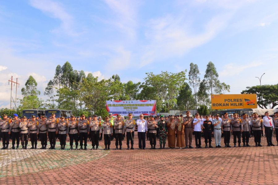 Kapolres Rohil Pimpin Apel Gelar Pasukan Operasi Ketupat Lancang Kuning Tahun 2024 dan Rapat Lintas Sektoral