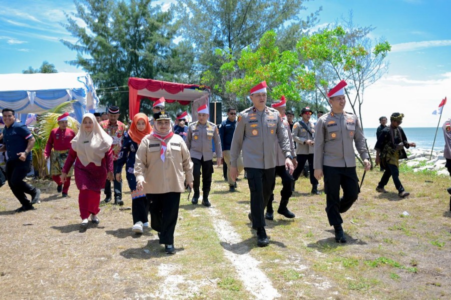 Bupati Kasmarni Apresiasi Ekspedisi Merah Putih Presisi, Perkuat Sinergi Layani Masyarakat Perbatasan
