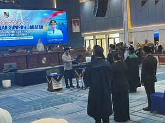 Wali Kota Agung Nugroho Lantik 17 Pejabat Pemkot Pekanbaru, Ini Nama-namanya